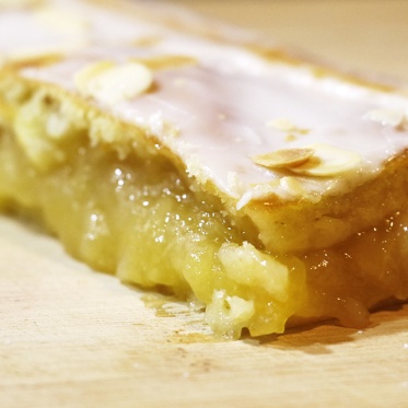 gedeckter Apfelkuchen Rezept