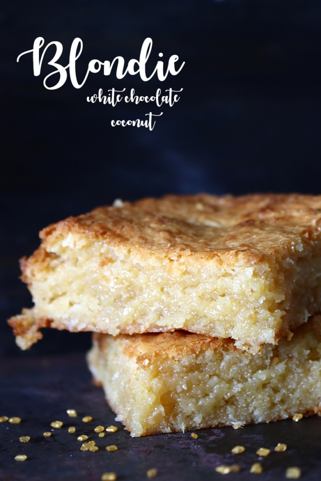 Blondies mit Kokos und weißer Schokolade - Grafikdesign-Fotografie-Food ...